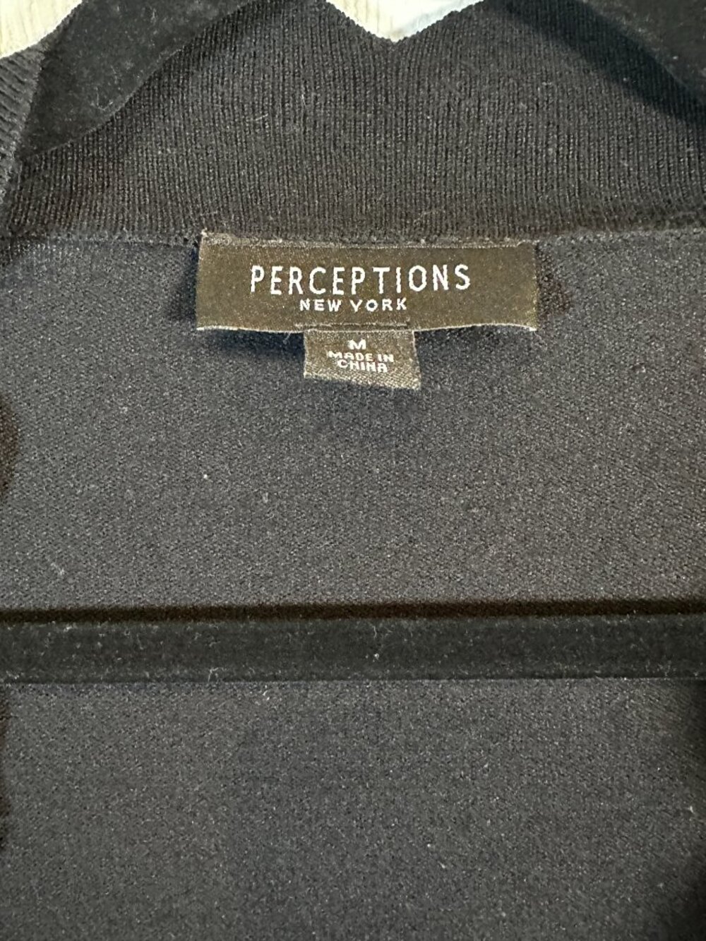 Perceptions New York Scallop Edge Cropped Cardigan Shrug Bundle Black + White Si - Picture 10 of 12